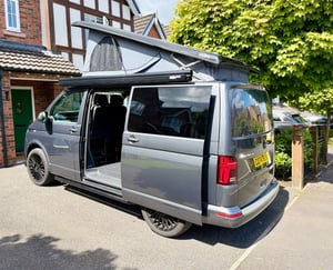 2024 Volkswagen Transporter T6.1 SWB  — photo 8 of 19