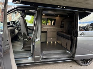 2024 Volkswagen Transporter T6.1 SWB  — photo 11 of 19
