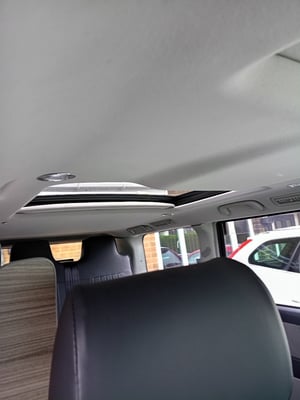 2004 Toyota Alphard — photo 21 of 22