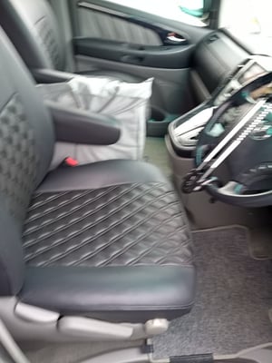2004 Toyota Alphard — photo 22 of 22