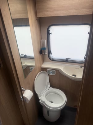 2021 Autotrail Imala 736G — photo 19 of 21