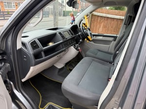 2019 Volkswagen T28 — photo 8 of 11