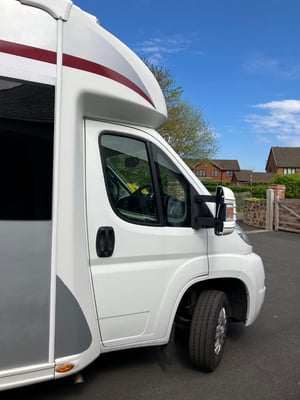 2012 Peugeot Boxer — photo 19 of 49