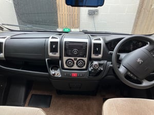 2012 Peugeot Boxer — photo 37 of 49