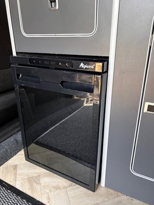 2013 Ford Tourneo Custom — photo 2 of 19