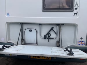 1996 Hymer E510 — photo 29 of 50