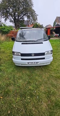 1996 Volkswagen Caravelle - Image 2