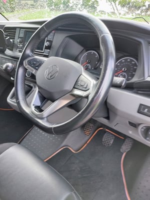 2023 Volkswagen Transporter T28 Highline Campervan — photo 13 of 25