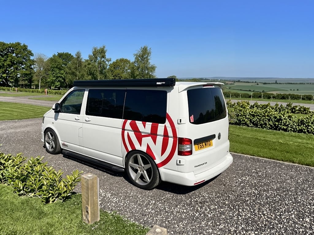 2013 Volkswagen Transporter T5 Campervan - Image 1