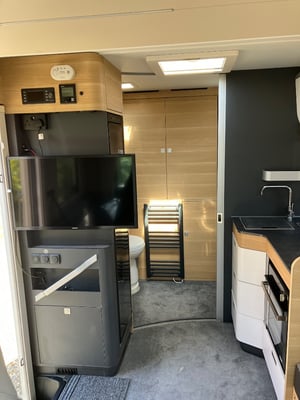 2021 Adria Matrix — photo 7 of 18