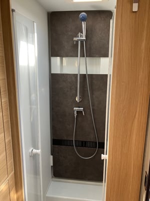 2021 Adria Matrix — photo 8 of 18