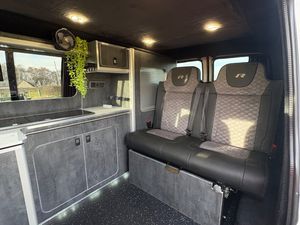2017 Volkswagen Transporter T28 — photo 14 of 31