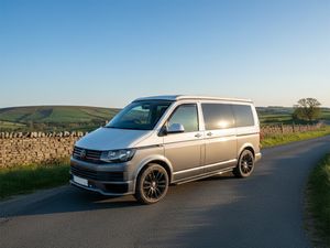 2017 Volkswagen Transporter T28