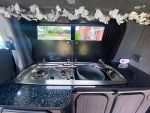 2014 Volkswagen Transporter T5 — photo 5 of 40