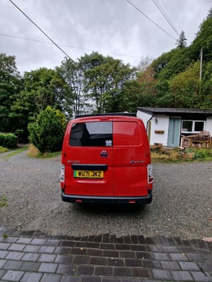 2021 Nissan e-NV200 — photo 4 of 13