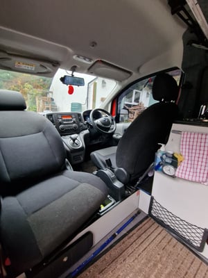 2021 Nissan e-NV200 — photo 7 of 13