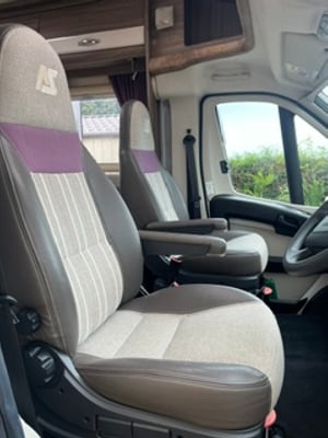 2016 Auto-Sleepers Broadway EB — photo 20 of 49