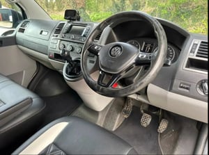 Volkswagen Transporter T28 Highline 180 TDI SWB — photo 5 of 14