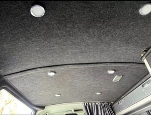 Volkswagen Transporter T28 Highline 180 TDI SWB — photo 11 of 14