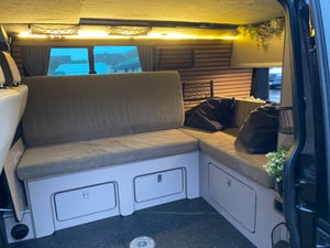 2015 Volkswagen T30 Highline — photo 16 of 44