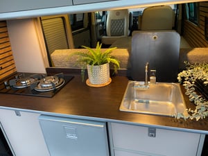 2015 Volkswagen T30 Highline — photo 17 of 44
