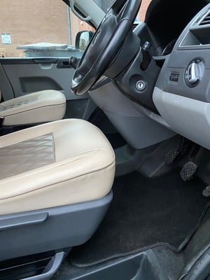 2015 Volkswagen T30 Highline — photo 22 of 44