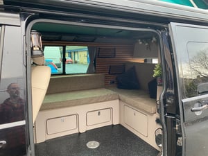 2015 Volkswagen T30 Highline — photo 23 of 44