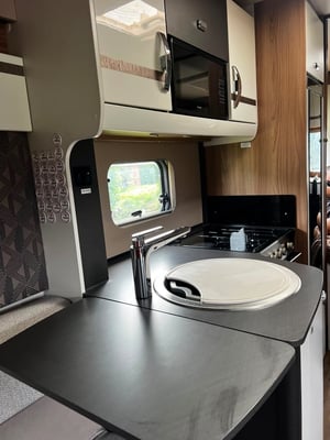 2022 Swift Escape 674 — photo 14 of 18