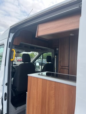 2019 Ford Transit — photo 4 of 8