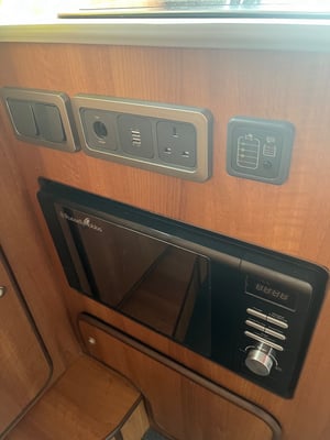 2019 Ford Transit Campervan — photo 26 of 36