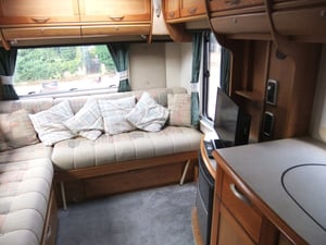2005 Auto-Trail Cheyenne 634 — photo 12 of 19
