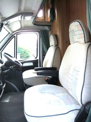 2005 Auto-Trail Cheyenne 634 — photo 16 of 19