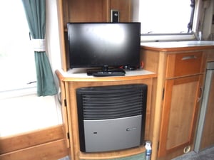 2005 Auto-Trail Cheyenne 634 — photo 18 of 19