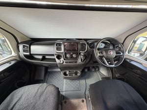 2024 Auto-Trail V-Line 610 Sport — photo 10 of 18