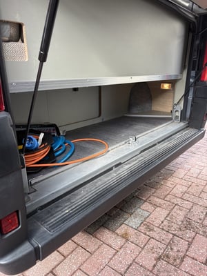 2024 Auto-Trail V-Line 610 Sport — photo 13 of 18