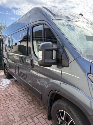 2024 Auto-Trail V-Line 610 Sport — photo 15 of 18