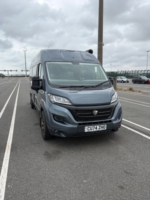 2024 Auto-Trail V-Line 610 Sport — photo 5 of 18