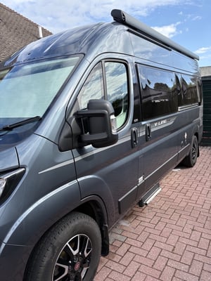 2024 Auto-Trail V-Line 610 Sport — photo 17 of 18