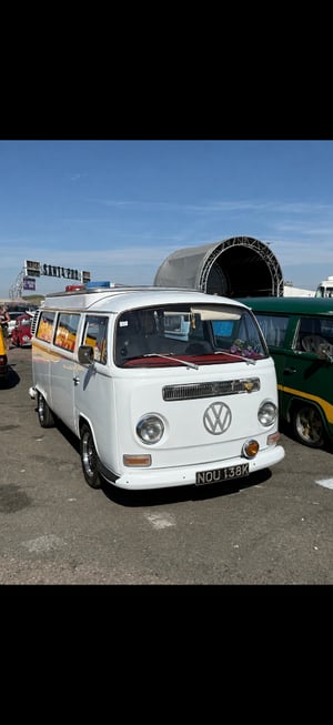 1973 Volkswagen T2 Campervan — photo 2 of 5