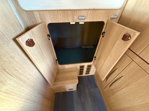 2024 Auto-Trail Imala 736 G — photo 4 of 19