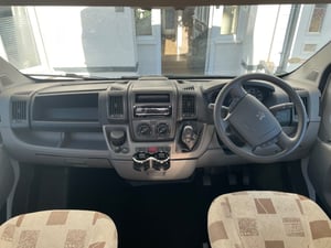 2008 Auto-Sleepers Nuevo Orian Zeta — photo 10 of 33