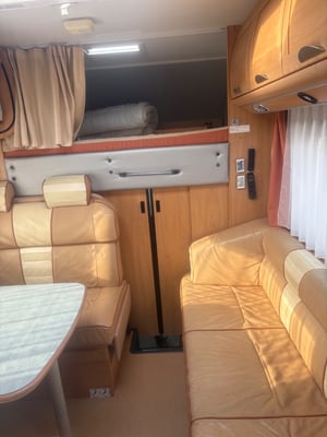 2004 Burstner Argos A852-2 — photo 17 of 67