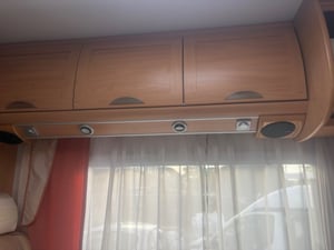 2004 Burstner Argos A852-2 — photo 23 of 67