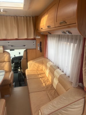 2004 Burstner Argos A852-2 — photo 24 of 67