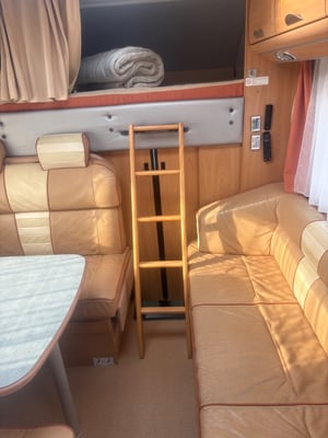 2004 Burstner Argos A852-2 — photo 18 of 67