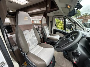 2019 Auto-Sleeper Broadway EK TB LD — photo 22 of 37