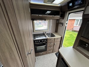 2019 Auto-Sleeper Broadway EK TB LD — photo 31 of 37