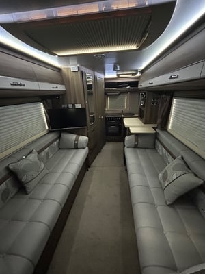 2019 Auto-Sleeper Broadway EK TB LD — photo 36 of 37