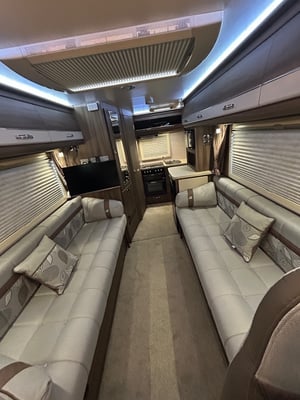 2019 Auto-Sleeper Broadway EK TB LD — photo 37 of 37