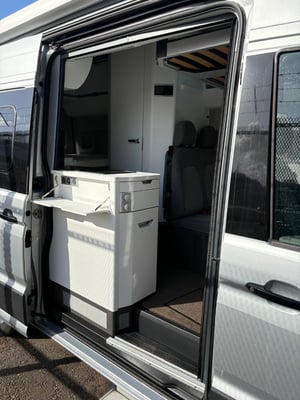 2021 Volkswagen Grand California TDI Auto 3500 — photo 34 of 43